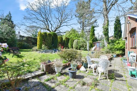 3 bedroom detached bungalow for sale, Longacre Drive, Ferndown