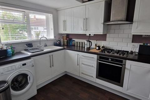 1 bedroom flat for sale, Gleneagles Close, Watford