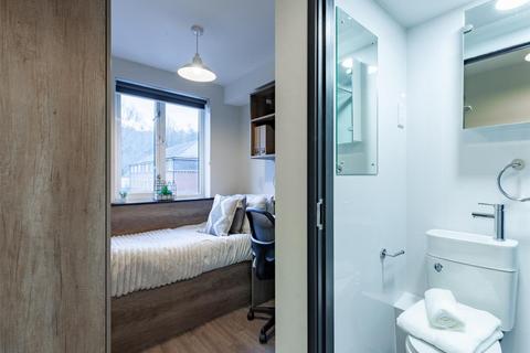1 bedroom in a flat share to rent, Meanwood Road, Leeds LS7