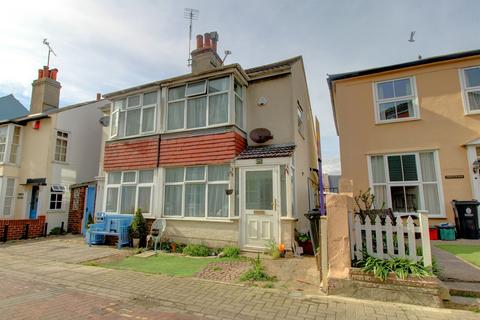 Suffolk Street, Walton On The Naze