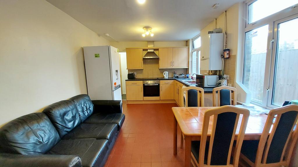 Kitchen, diner & liv