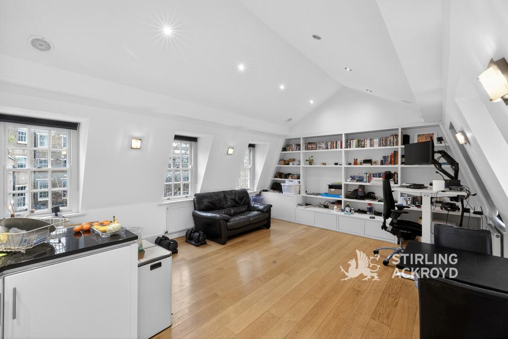 Kitchen/Reception