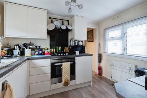 1 bedroom park home for sale, Oak Tree Park, St. Leonards, Ringwood