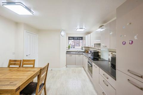 3 bedroom townhouse for sale, Oak Road, Thurnscoe, Rotherham