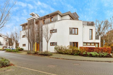 2 bedroom flat for sale, Hartington Place, LETCHWORTH GARDEN CITY