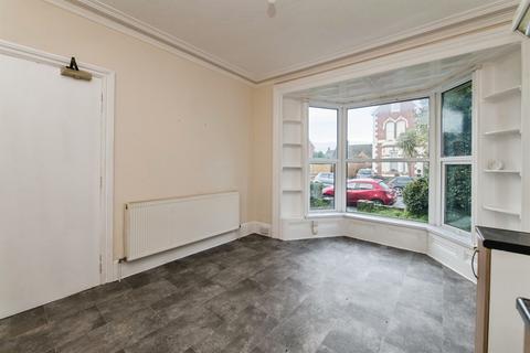 4 bedroom semi-detached house for sale, Queens Road, Exeter