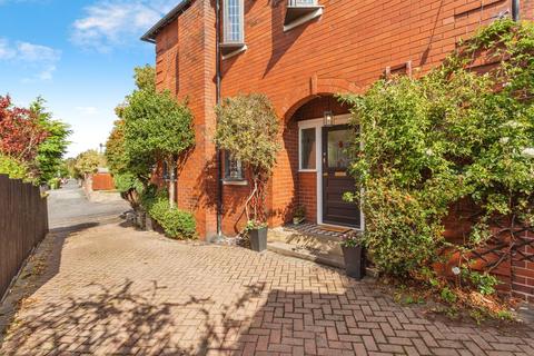 undefined, Kensington Road, WAKEFIELD