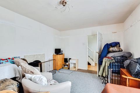 3 bedroom terraced house for sale, Pinnocks Place, Swindon