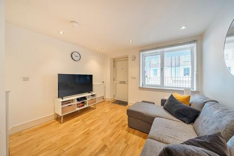 1 bedroom apartment for sale, Liberty Street, London