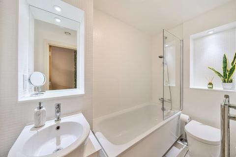 1 bedroom apartment for sale, Liberty Street, London