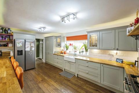 6 bedroom detached house for sale, Station Road, Blaxton, Doncaster