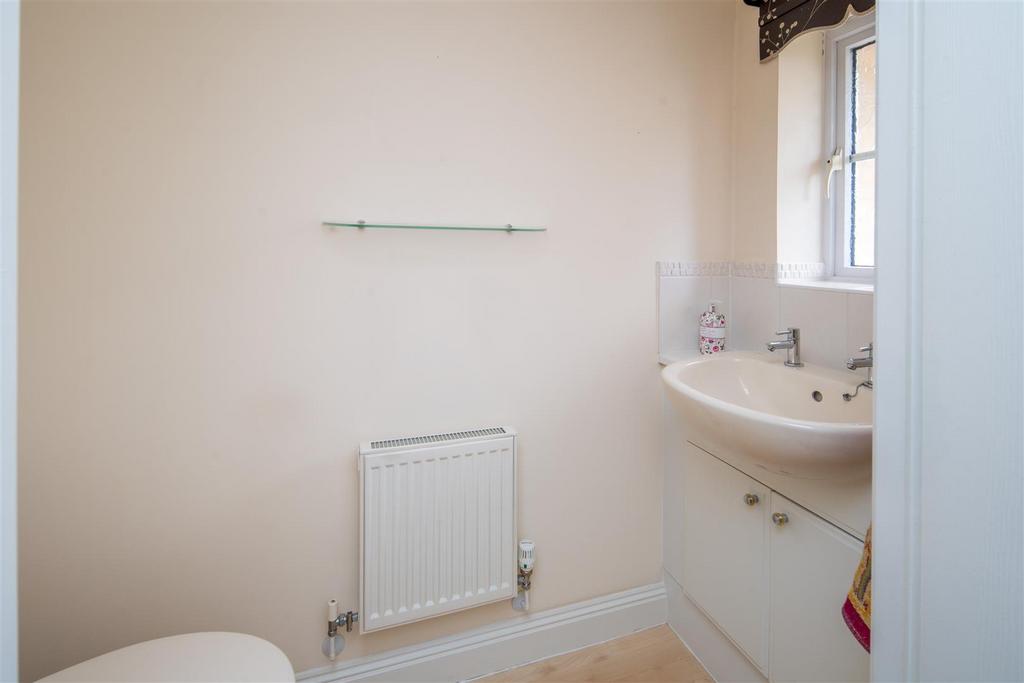 Cloakroom WC
