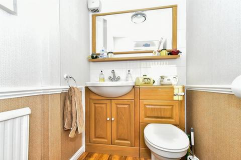 4 bedroom detached house for sale, The Willows, Highworth, Swindon