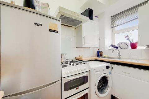 1 bedroom apartment for sale, Wandsworth Road, London