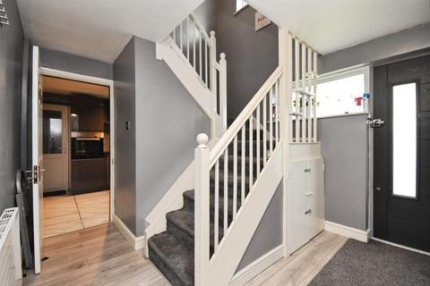 3 bedroom end of terrace house for sale, Masefield Road, Braintree