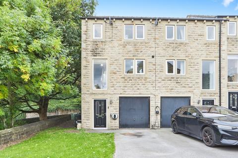 Holden View, Keighley BD22