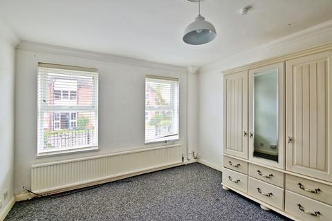3 bedroom semi-detached house for sale, Affleck Road, Colchester