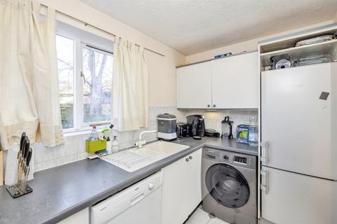 1 bedroom apartment for sale, Norbury Avenue, Watford