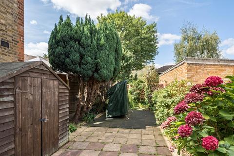 5 bedroom semi-detached house for sale, Chase Side, Enfield