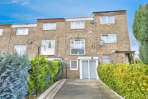 4 bedroom terraced house for sale, Ellfield Court, Northampton