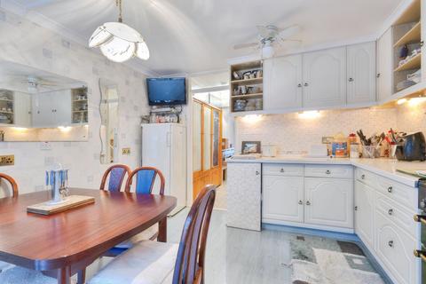 4 bedroom terraced house for sale, Ellfield Court, Northampton