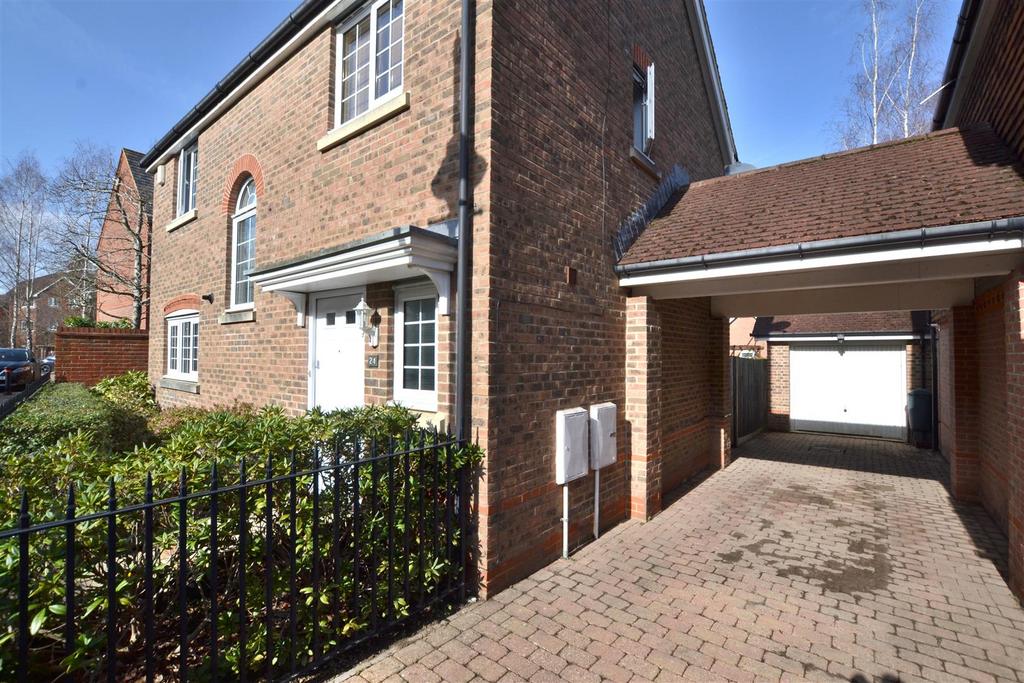 Garage, Driveway Parking.JPG