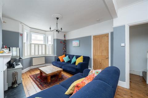 3 bedroom end of terrace house for sale, Fairfield Road, Burgess Hill