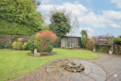3 bedroom semi-detached bungalow for sale, Humber View, Hessle