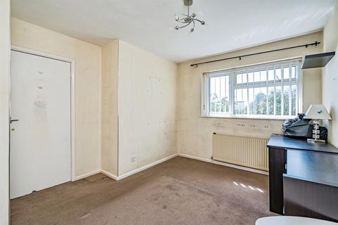 3 bedroom semi-detached house for sale, Whitney Avenue, Stourbridge