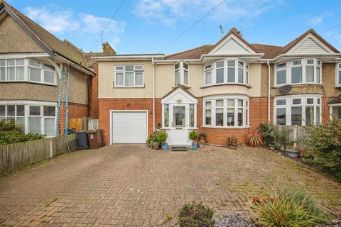 5 bedroom semi-detached house for sale, Highfield Avenue, Harwich