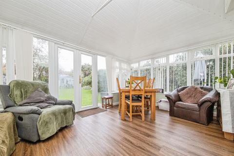 5 bedroom semi-detached house for sale, Highfield Avenue, Harwich
