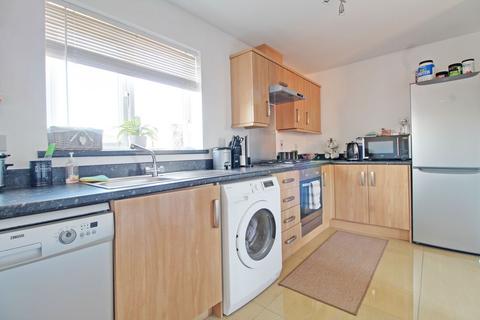 2 bedroom flat to rent, Allen Road, Ely, CB7