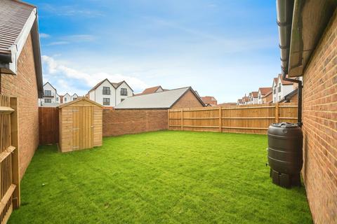 3 bedroom semi-detached house for sale, Chilmington Rise, Great Chart, Ashford