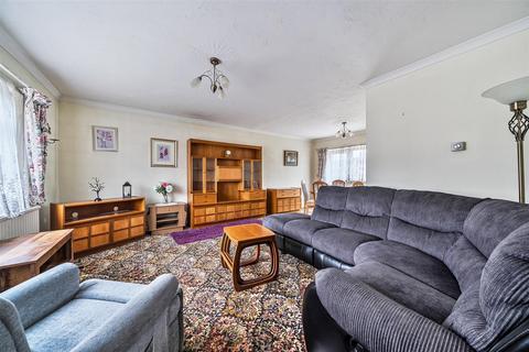 3 bedroom detached house for sale, The Cleavers, Burbage, Marlborough