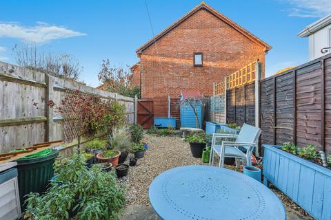 2 bedroom terraced house for sale, Winchester Way, Totton, Southampton