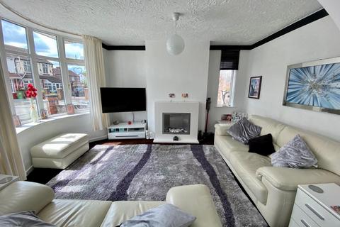 3 bedroom semi-detached house for sale, Devon Avenue, Manchester