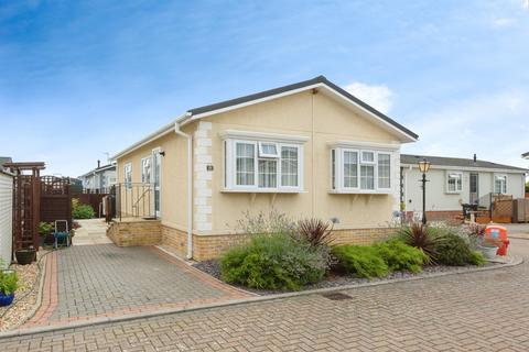 2 bedroom park home for sale, Rymer Court, Barnham, Thetford