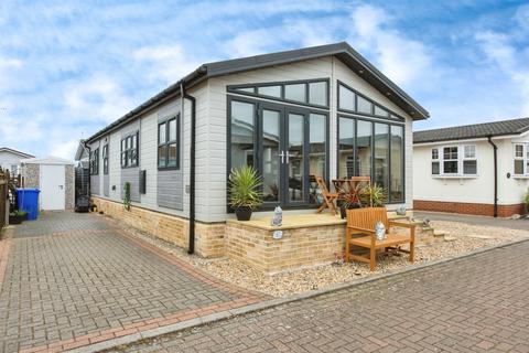 2 bedroom park home for sale, Rymer Court, Barnham, Thetford