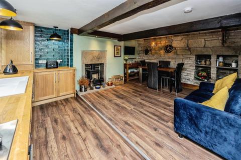 2 bedroom terraced house for sale, Goit Side, Luddendenfoot, Halifax