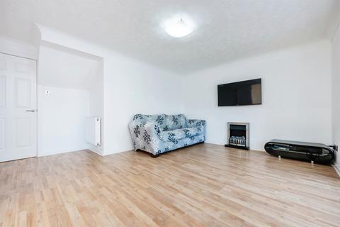 undefined, Nicholls Close, Barton-Le-Clay, Bedford
