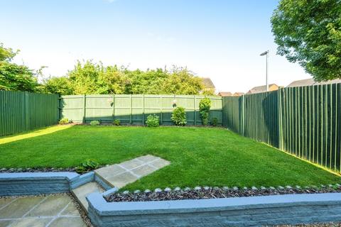 undefined, Nicholls Close, Barton-Le-Clay, Bedford