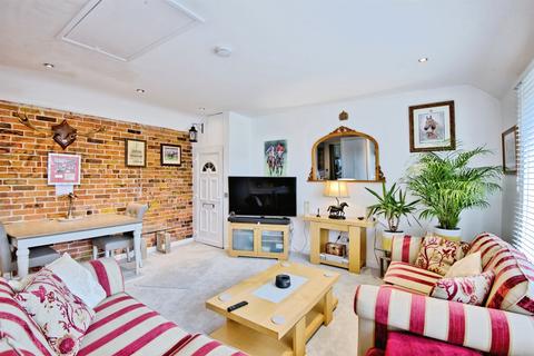 1 bedroom apartment for sale, Blenheim Drive, Colchester