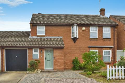 4 bedroom detached house for sale, Stokenchurch Place, Bradwell Common, MILTON KEYNES