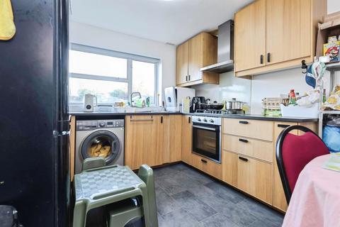 undefined, Near Lands Close, Quinton, Birmingham