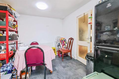 undefined, Near Lands Close, Quinton, Birmingham