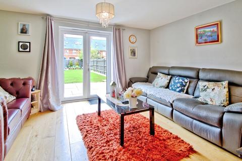3 bedroom townhouse for sale, Parade Square, Colchester
