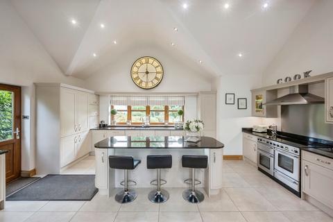 4 bedroom detached bungalow for sale, Harworth Road, Blyth, Worksop