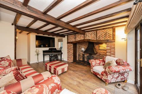 3 bedroom detached house for sale, Burton Road, Egginton, Derby