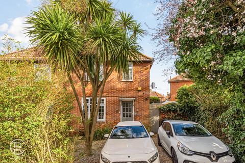 3 bedroom semi-detached house for sale, Benham Road, London, W7