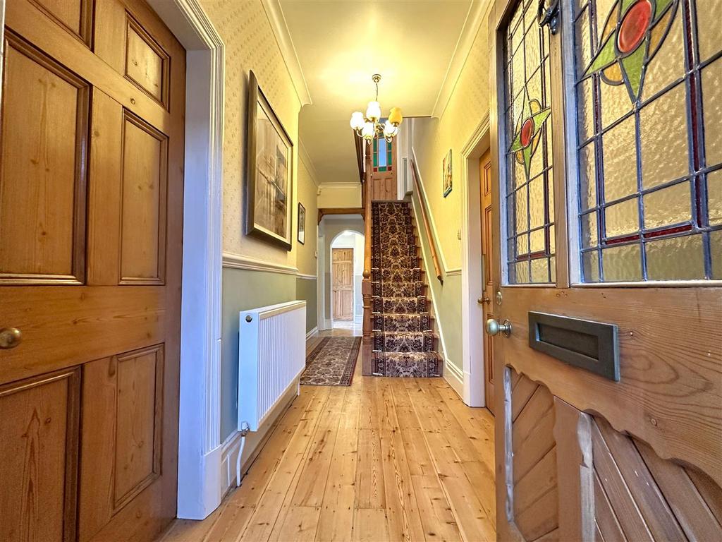 Inviting Reception Hall 743